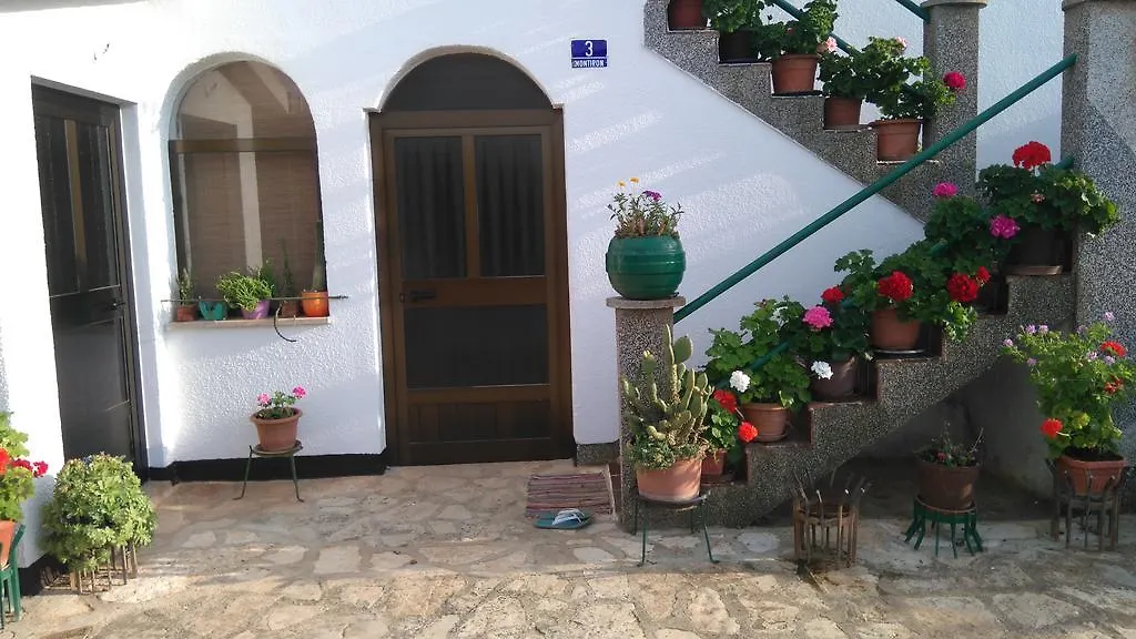 Nella Apartments Šišan